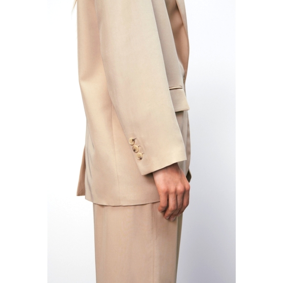 Zara flowy business casual luxe blazer - Picture 9 of 12